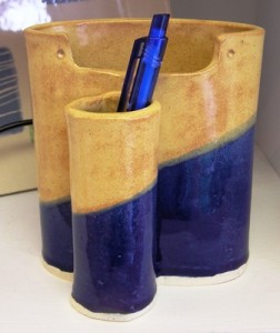 Blue-and-Gold-Pen-and-Note-Holder-252x300